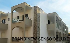 Senso Deluxe